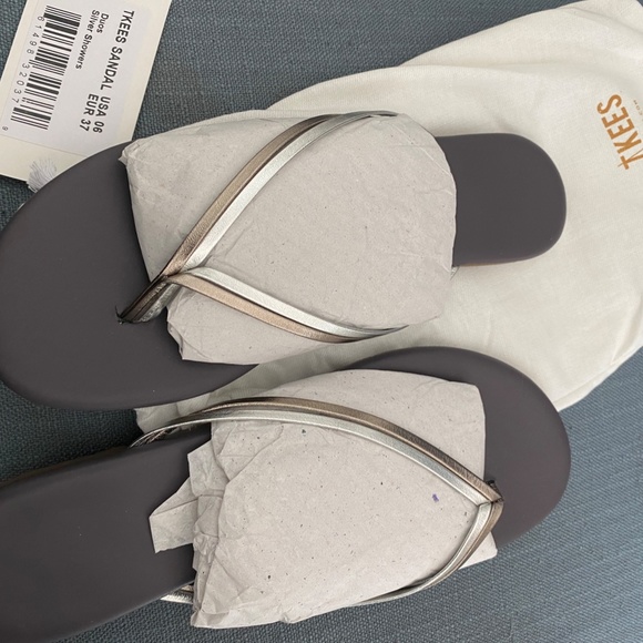 TKEES LILY Beach Vegan Thong Flip Flop Sandals - Picture 3 of 11